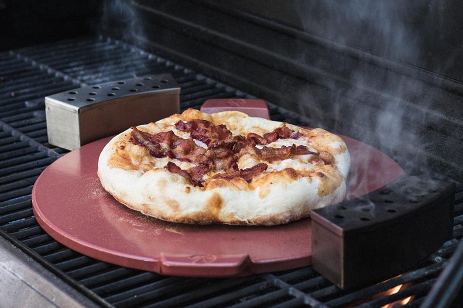 wood pellets smoked pizza