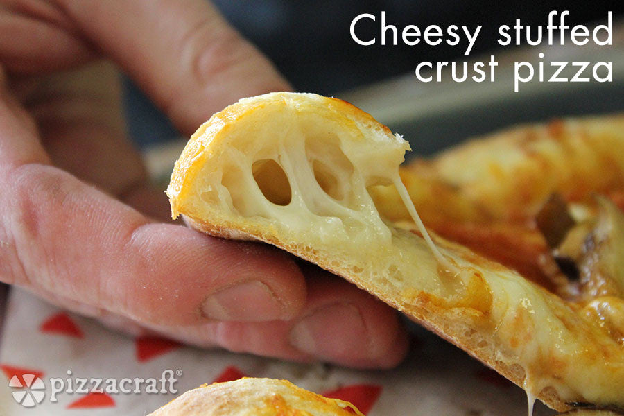 How to Make a Cheese-Stuffed Crust Pizza
