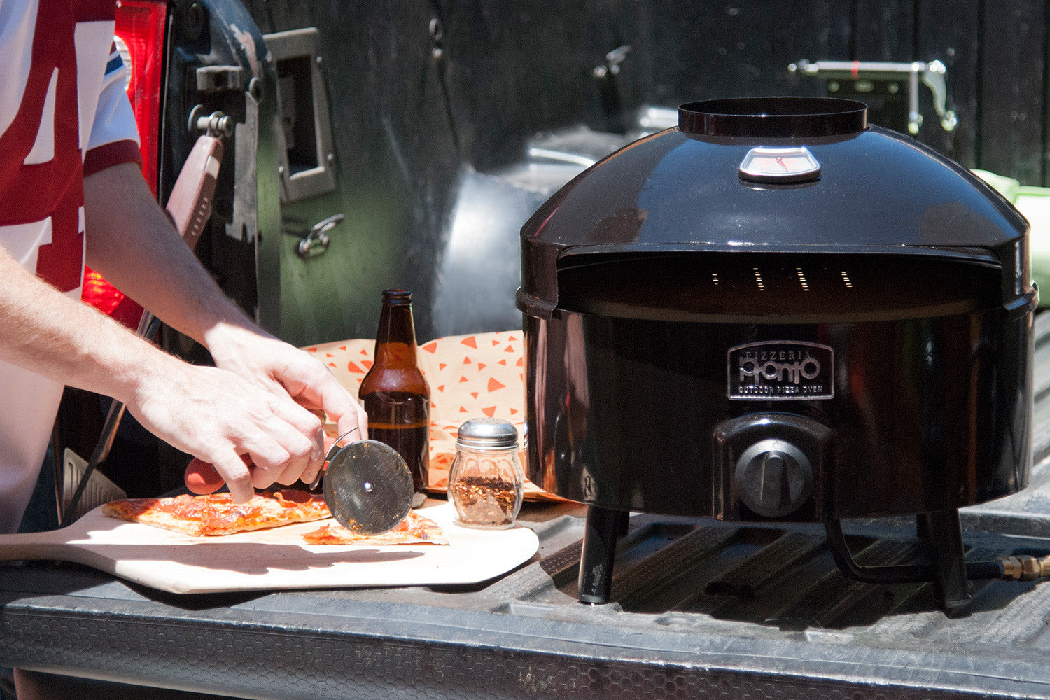 Tailgating with the Pizzeria Pronto Outdoor Pizza Oven